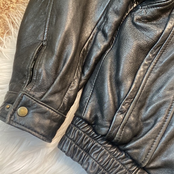 Vintage Global Identity G-lll Leather Jacket, Size Small - Picture 3 of 15